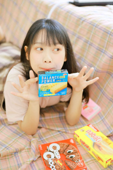 砸钱宝马女